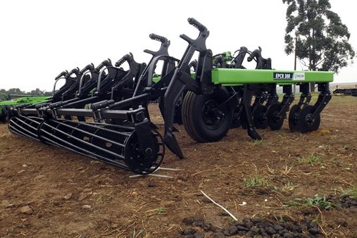 Implemento de preparo do solo