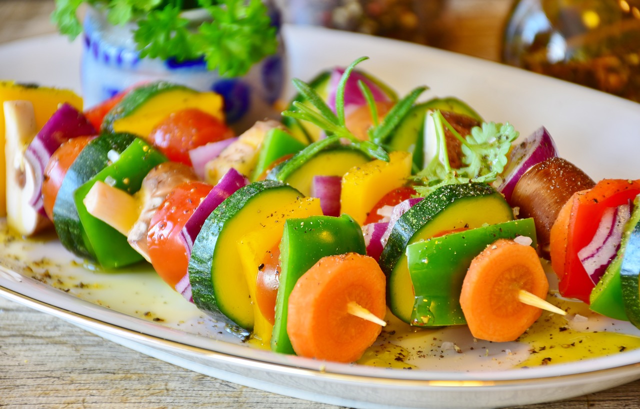 Espetinho de vegetais. Foto:Pixabay Espetinho de vegetais. Foto:Pixabay