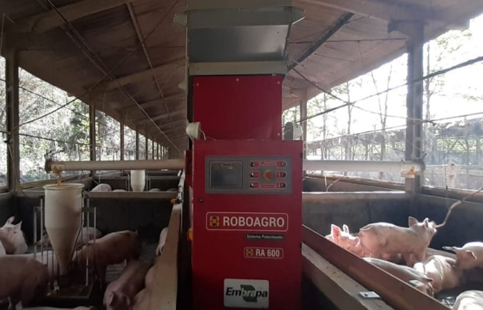 Roboagro na granja experimental da Embrapa Suínos e Aves-site