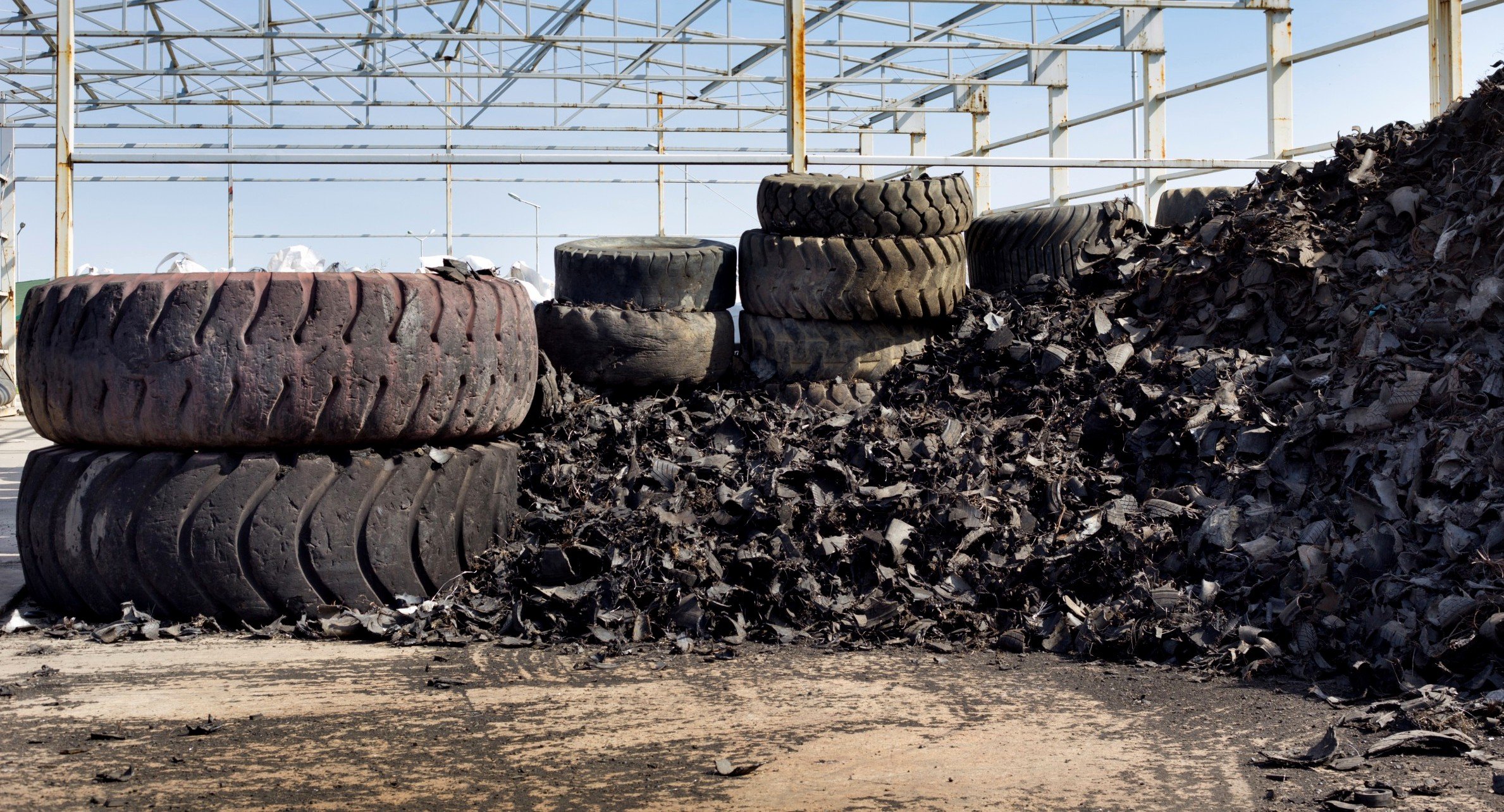 0 – FOTO ABRE – reciclagem-de-pneus-InfoEscola – Copia