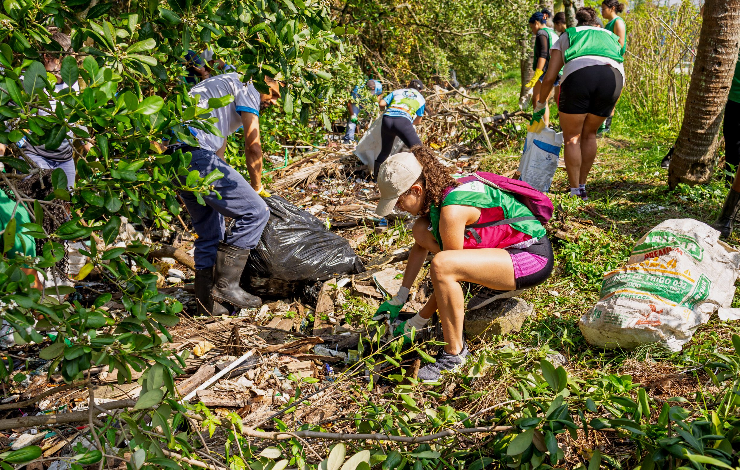 Como transformar o Clean Up Day em um hábito de cuidado com os resíduos