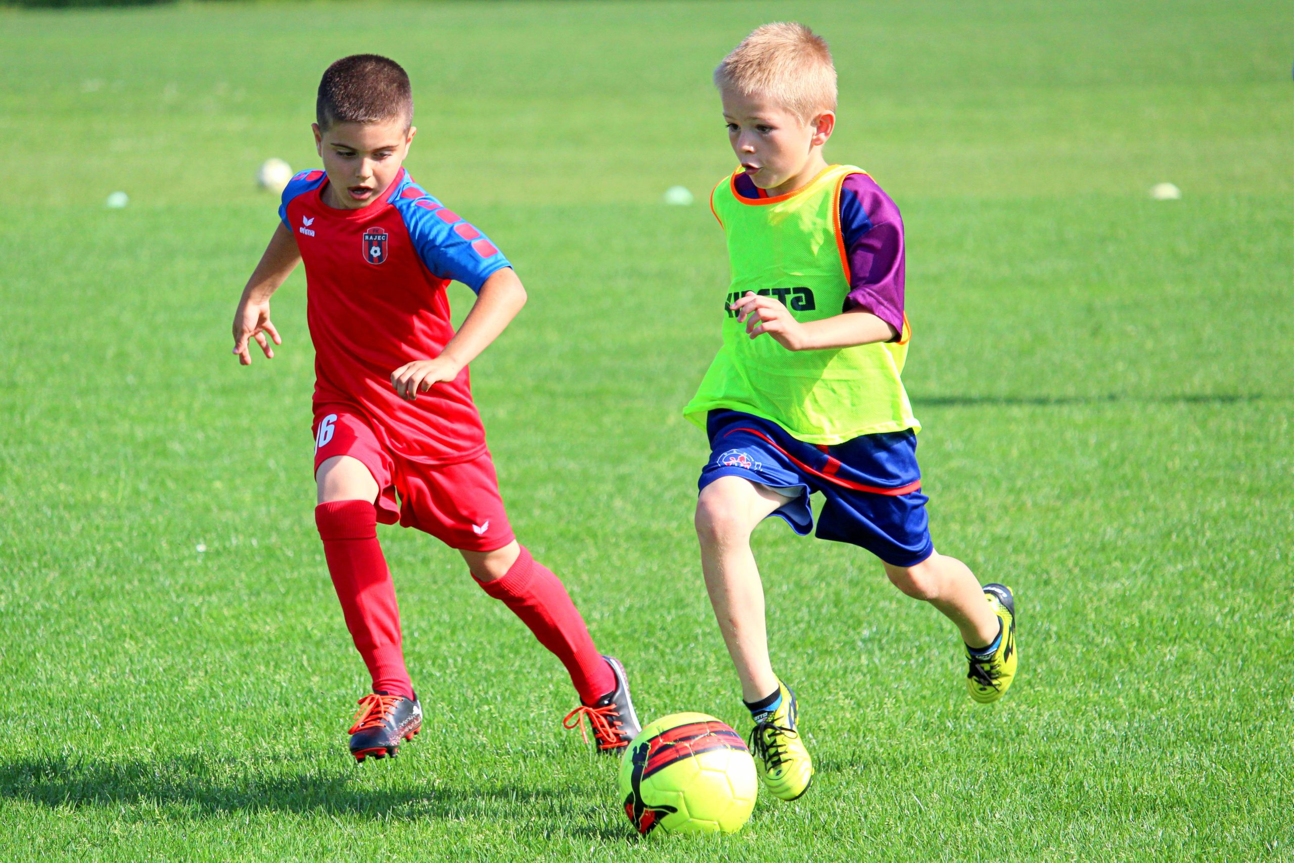 playgrounddraws-football-3828278